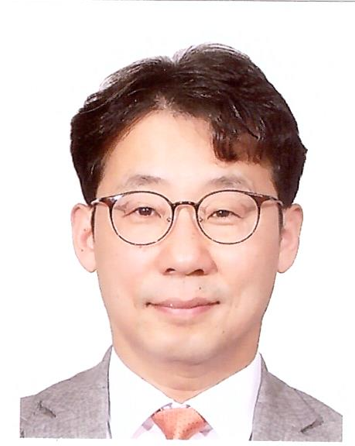 방대석 교수사진